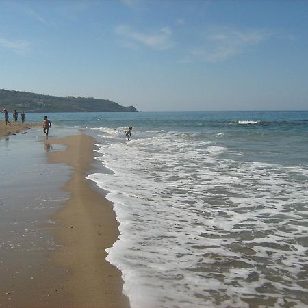 הוילה שאקה San Marco In Riva Al Mare מראה חיצוני תמונה